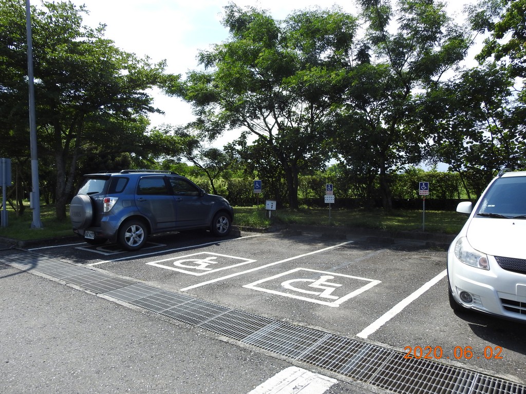 公共空間無障礙設施-汽車停車位