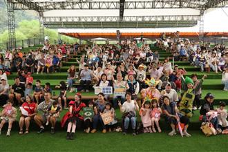 圖3_代理縣長與現場觀眾大合照