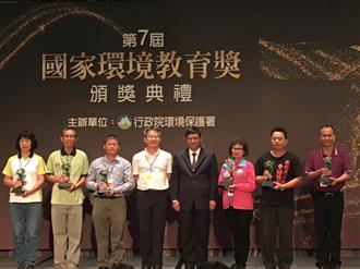 社區組獲獎單位共同合影