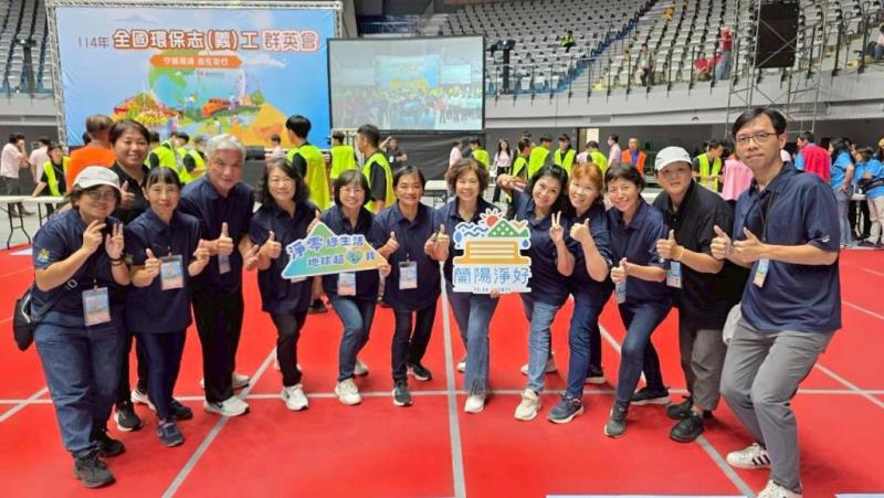 圖片說明：清掃接力賽代表隊伍