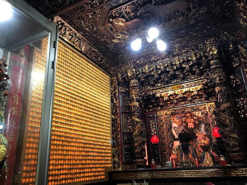 圖4. 使用LED光明燈、照明燈（龍潭三皇宮）
