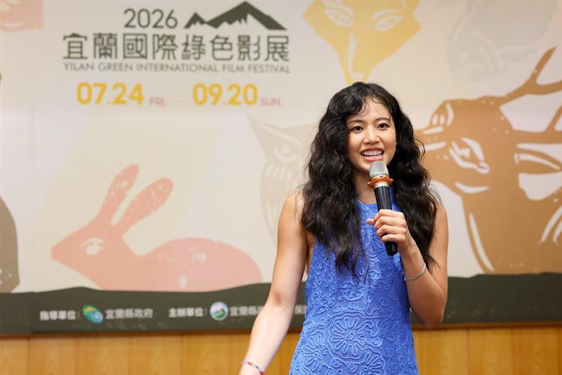 圖2：影展大使吳汶芳致詞